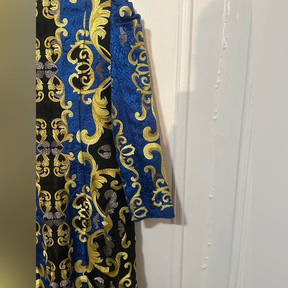 ALICE + OLIVIA THOMAS EMBROIDERED COAT - Picture 12 of 16